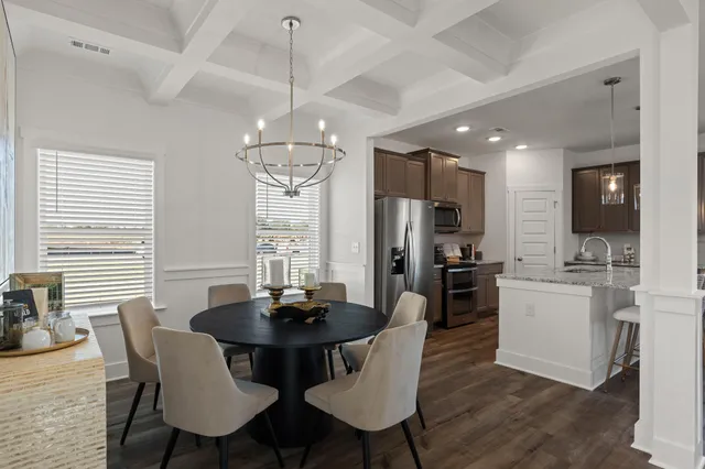 $582,416 | 445 Bear Crk Boulevard, Freeport, FL 32439