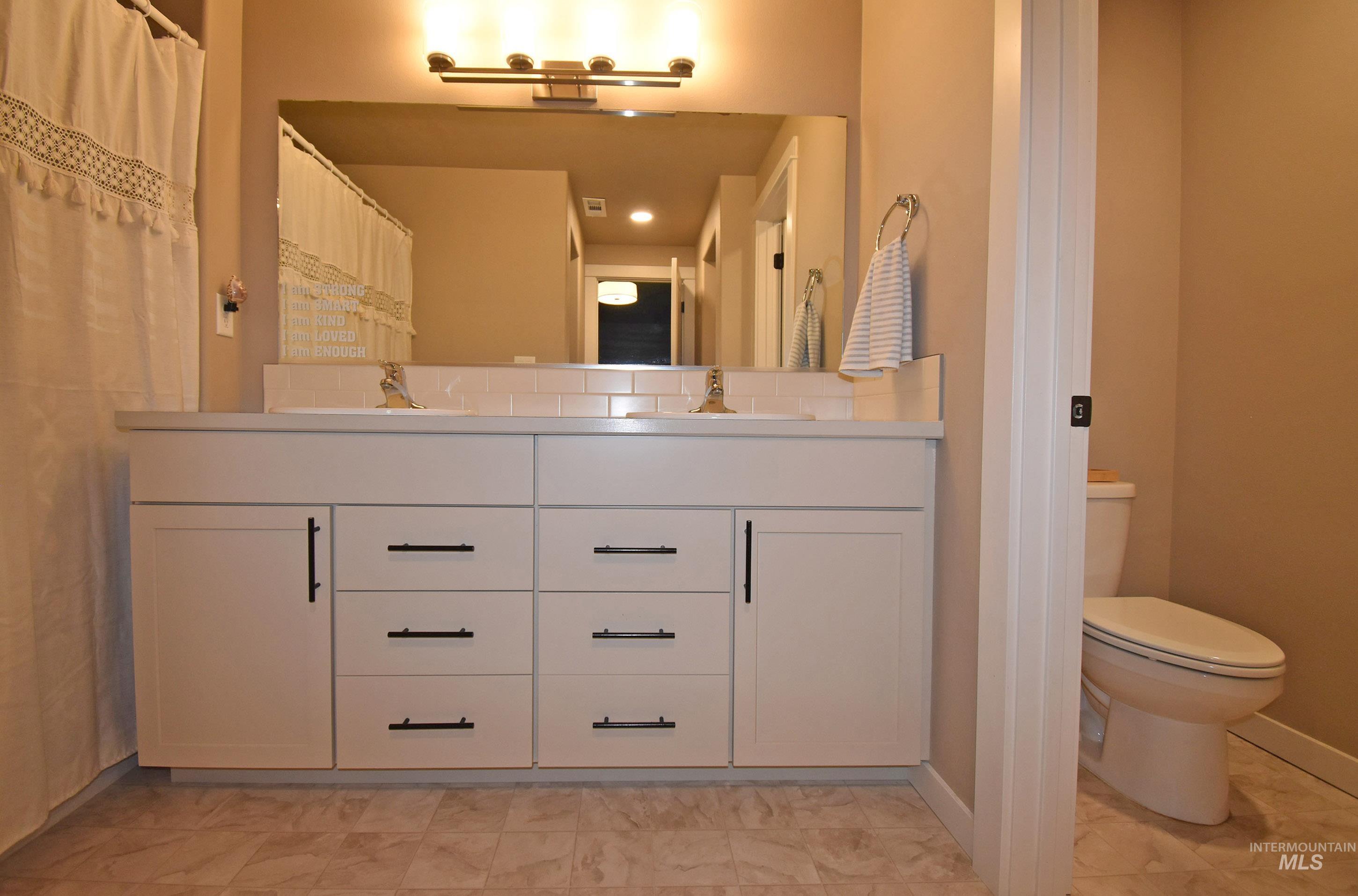 2428 Legacy Court Clarkston, WA 99403 - Photo 13 of 34