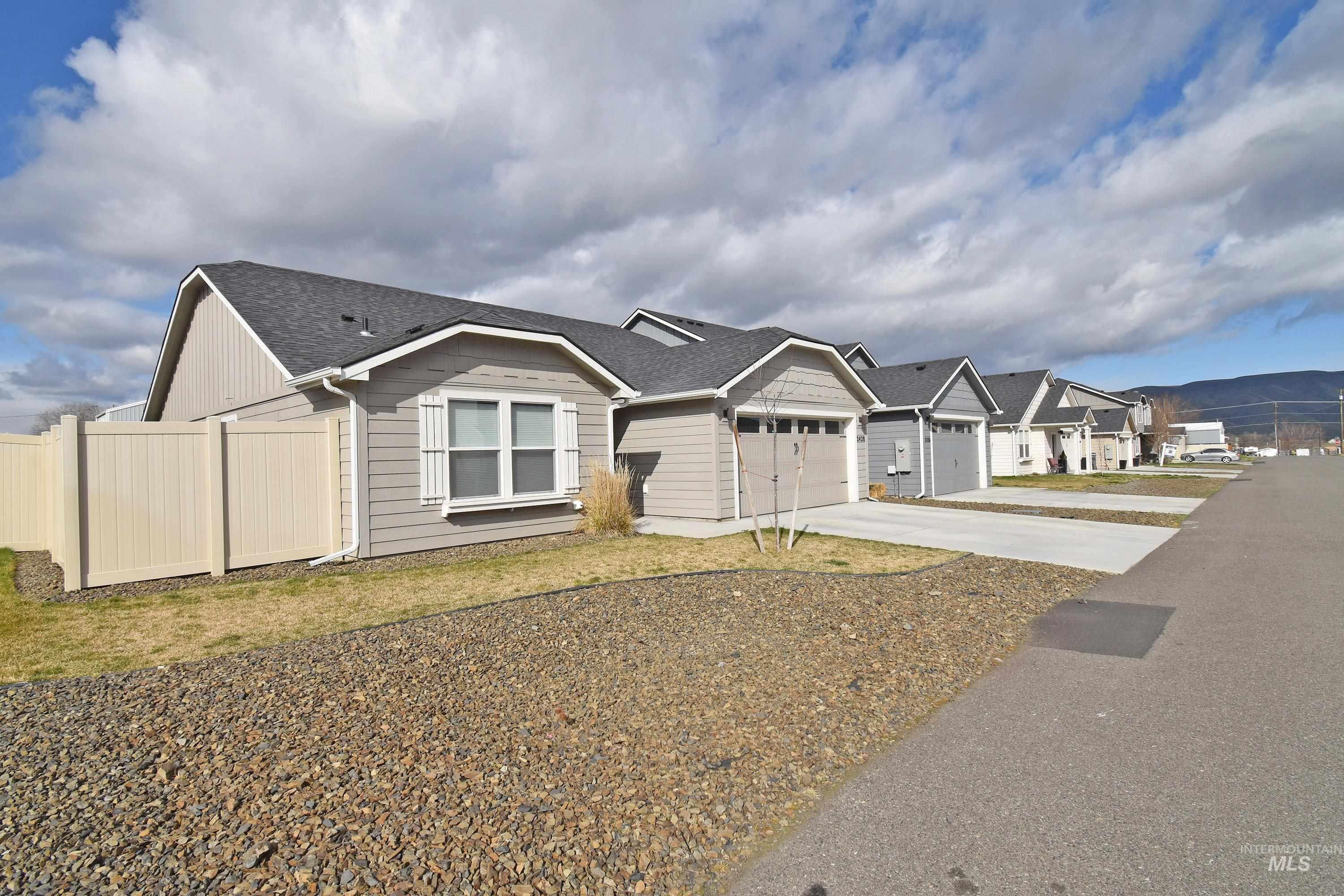 2428 Legacy Court Clarkston, WA 99403 - Photo 2 of 34