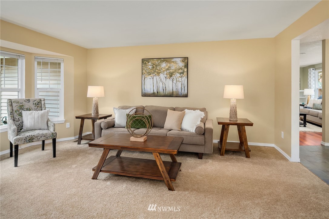 10615 Northeast 175th Street Bothell, WA 98011 - Photo 5 of 23