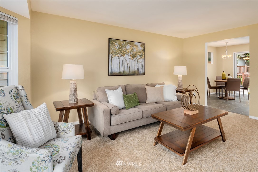 10615 Northeast 175th Street Bothell, WA 98011 - Photo 6 of 23