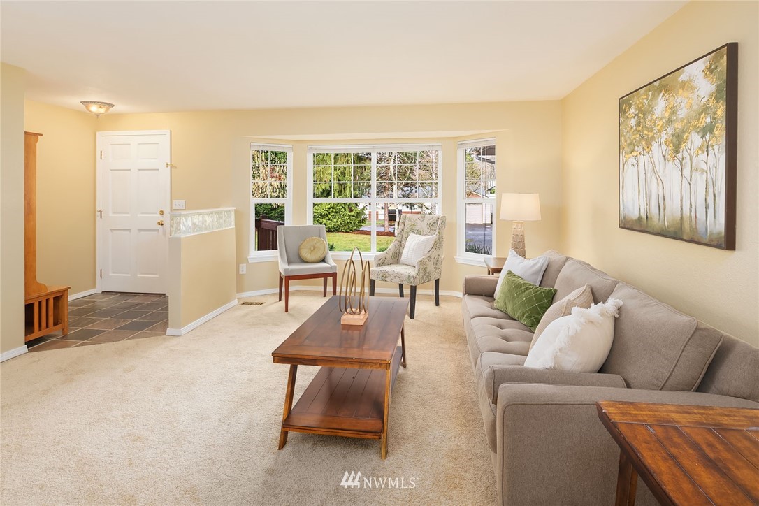 10615 Northeast 175th Street Bothell, WA 98011 - Photo 7 of 23