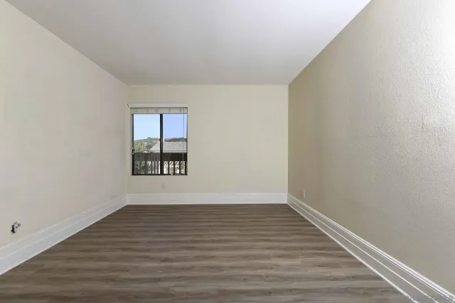 $5,995 | 2585 Caminito Muirfield, La Jolla, CA 92037