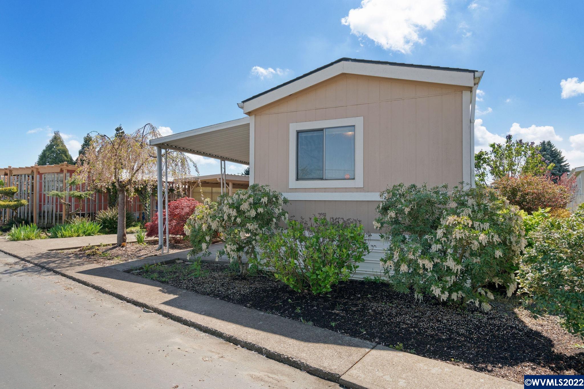 4294 Hazelgreen Road Northeast, Unit 27 Salem, OR 97305 - Photo 2 of 18 Gallery Image 2