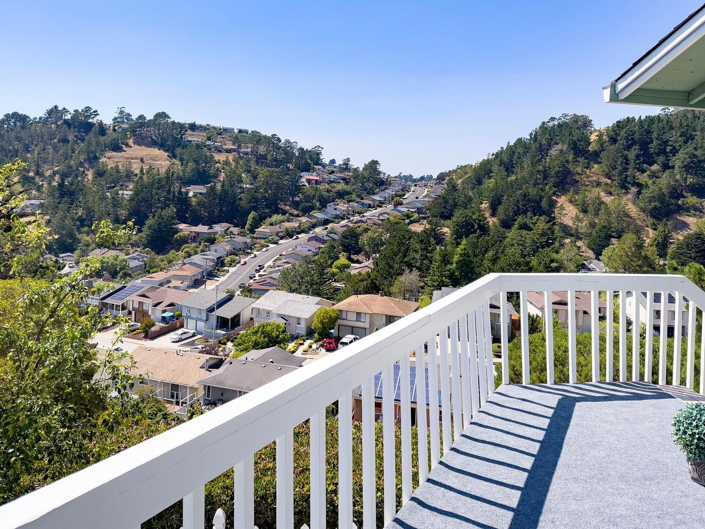 1063 Glacier Avenue Pacifica, CA 94044 - Photo 47 of 63