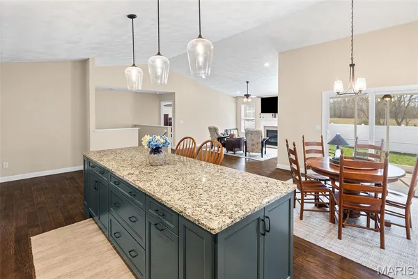 $415,000 | 1420 Mc Kinley Street, Mascoutah, IL 62258