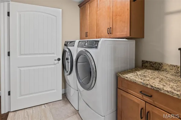 $415,000 | 1420 Mc Kinley Street, Mascoutah, IL 62258