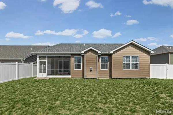$415,000 | 1420 Mc Kinley Street, Mascoutah, IL 62258