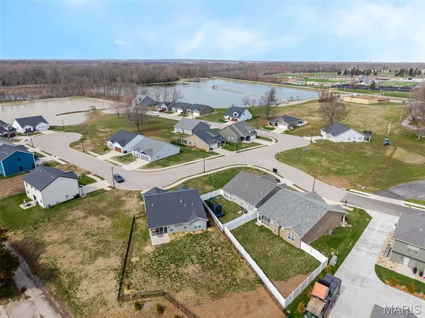 $415,000 | 1420 Mc Kinley Street, Mascoutah, IL 62258