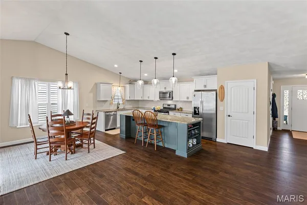$415,000 | 1420 Mc Kinley Street, Mascoutah, IL 62258
