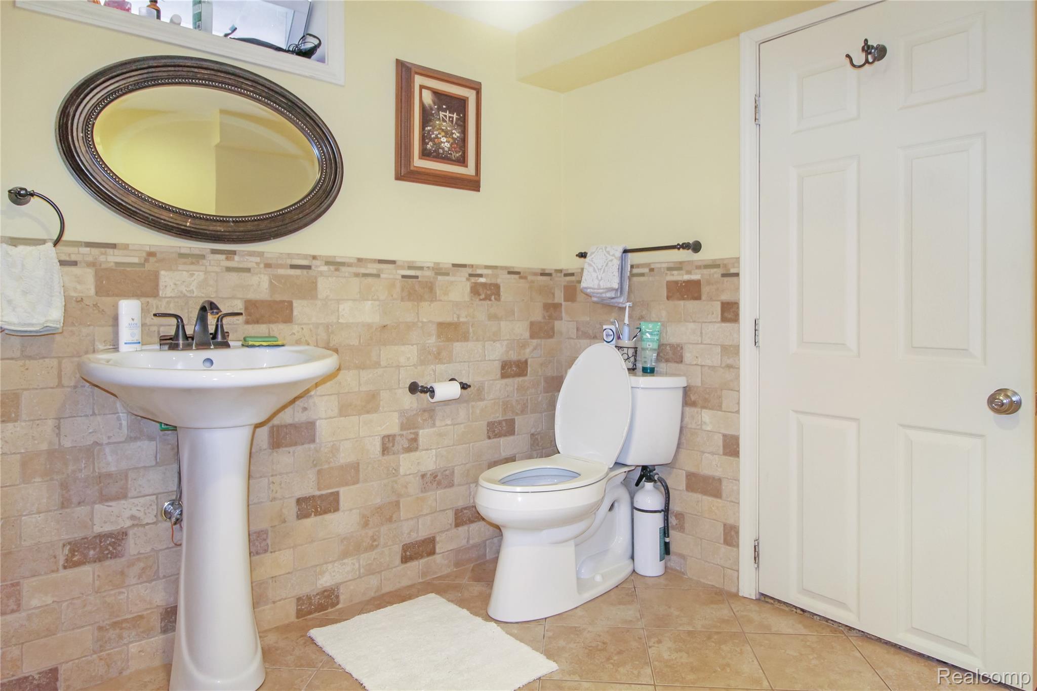 5953 Cooper Street Taylor, MI 48180 - Photo 24 of 33 Bathroom