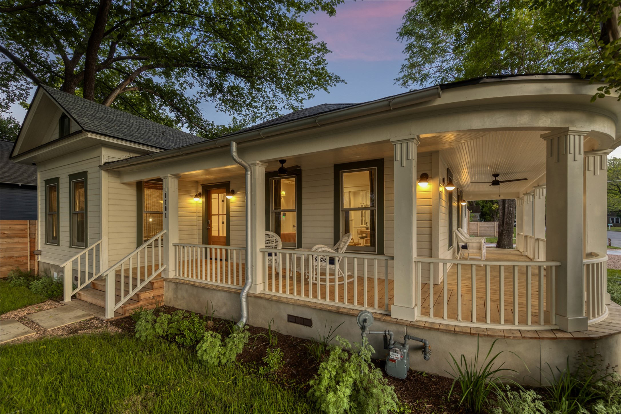1701 Willow Street Austin, TX 78702 - Photo 5 of 29 front view of a house with a small yard