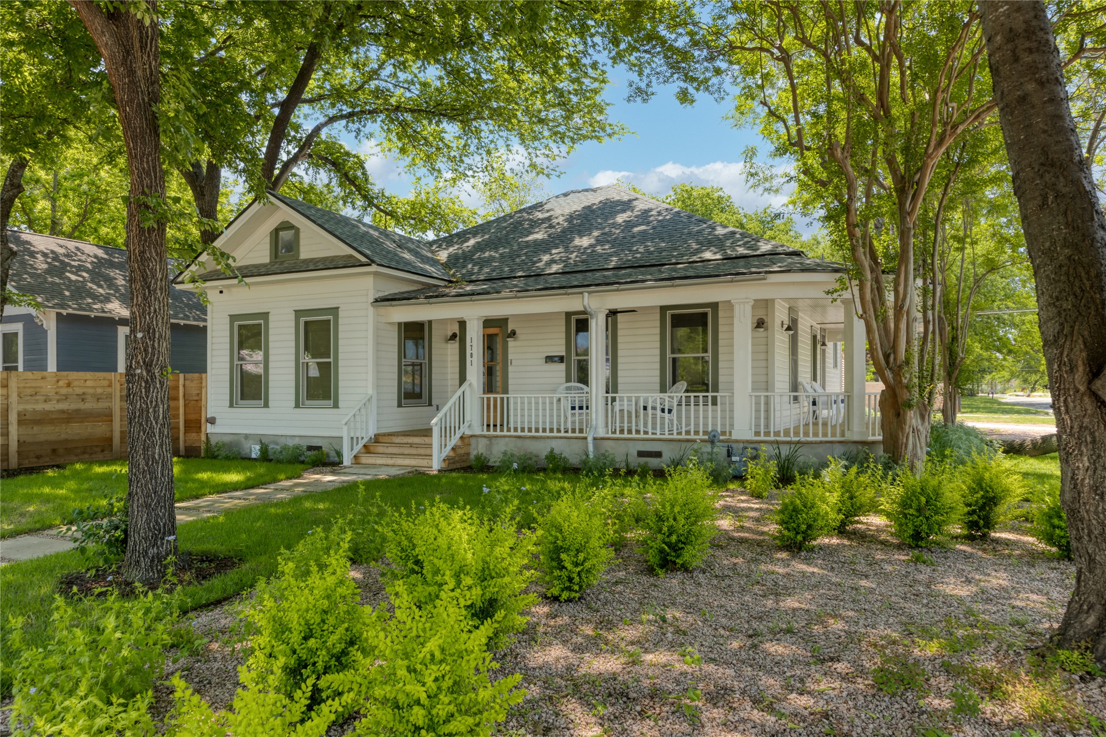 1701 Willow Street Austin, TX 78702 - Photo 8 of 29 a house that has a lot of plants in it