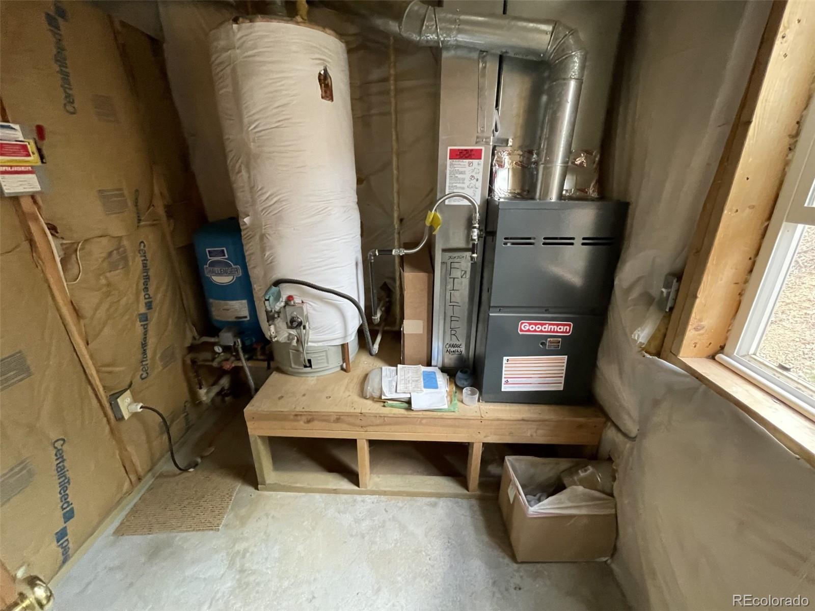 367 Moore Street Bailey, CO 80421 - Photo 23 of 32 a view of washer and dryer