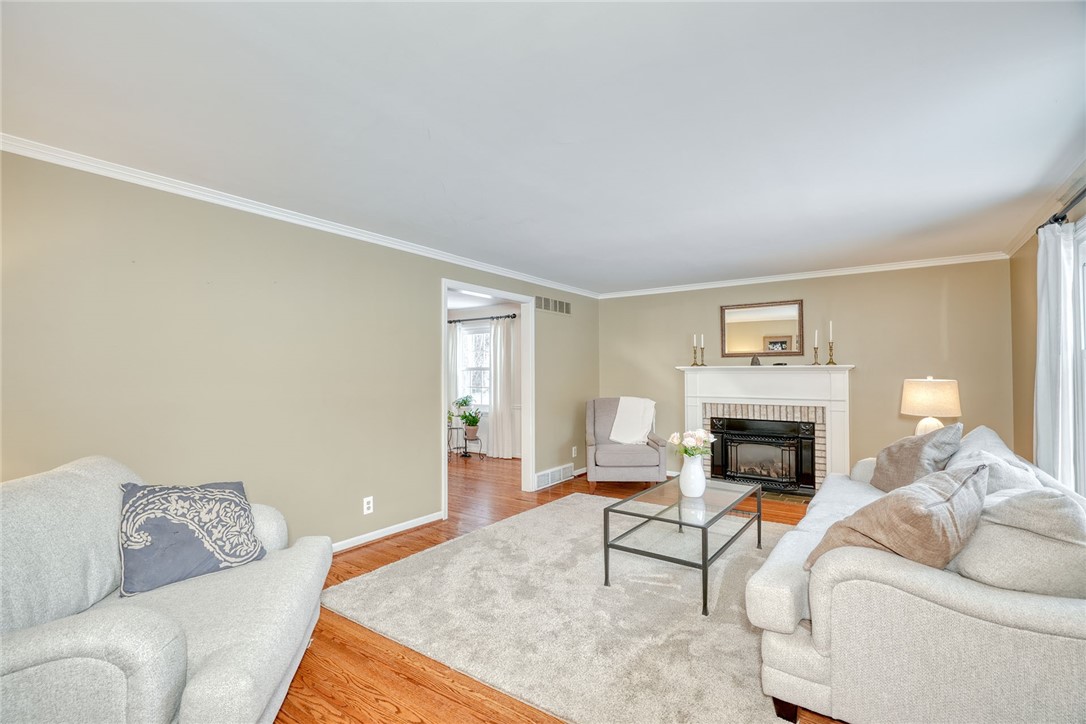 111 Knickerbocker Road Pittsford, NY 14534 - Photo 2 of 30