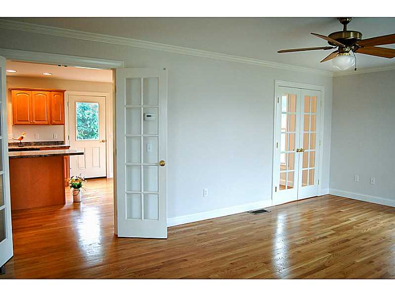 55 Ford Farm Road Tiverton, RI 02878 - Photo 2 of 23 Kitchen.