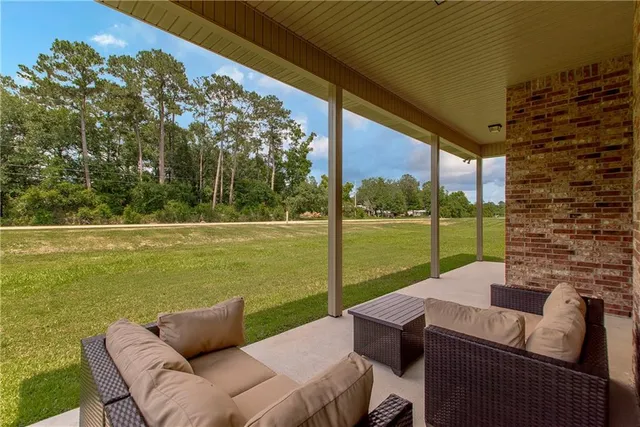 $369,900 | 429 Katie Court, Madisonville, LA 70447