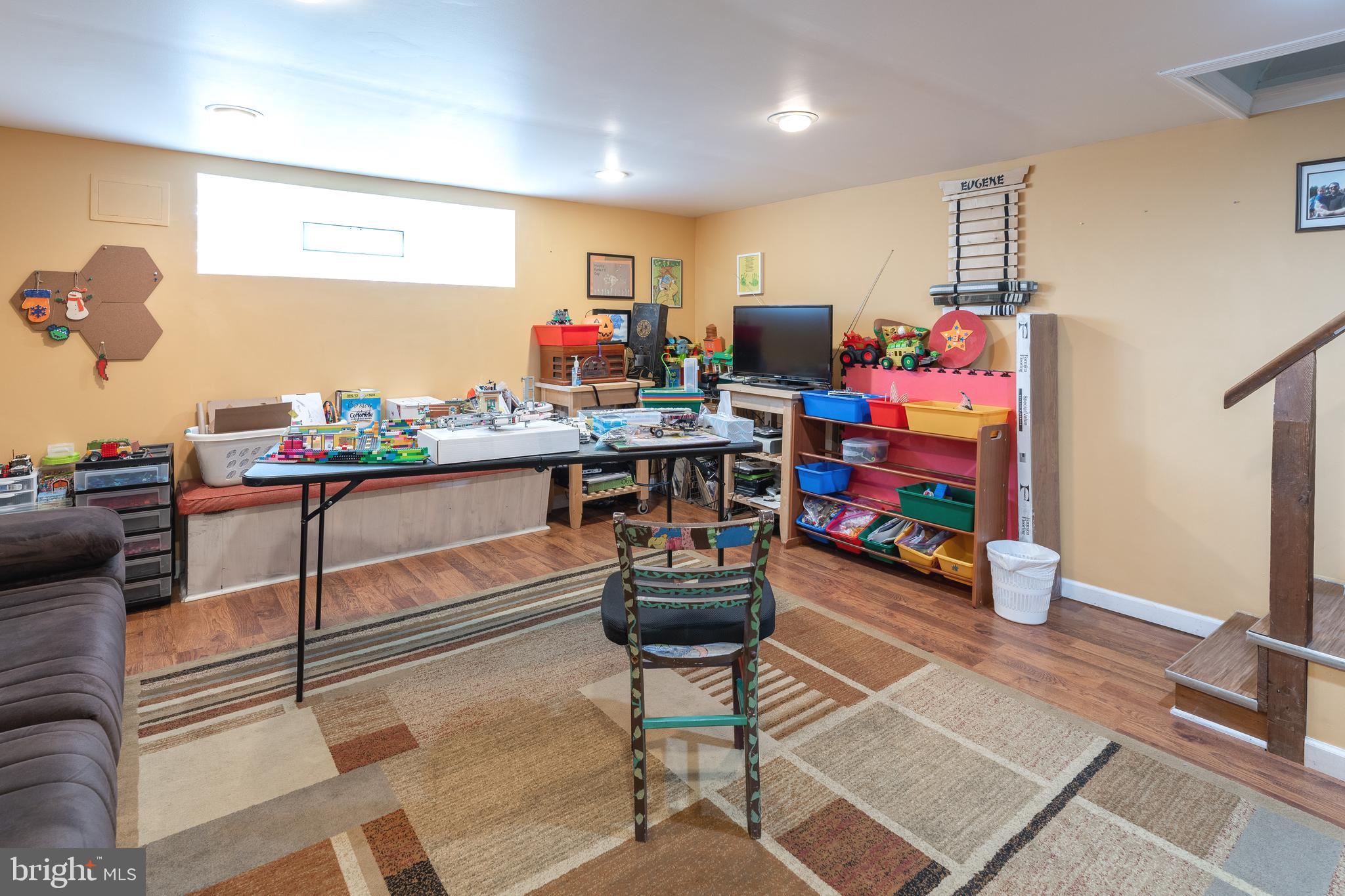 2323 Ripley Street Philadelphia, PA 19152 - Photo 11 of 40 Gallery Image 11