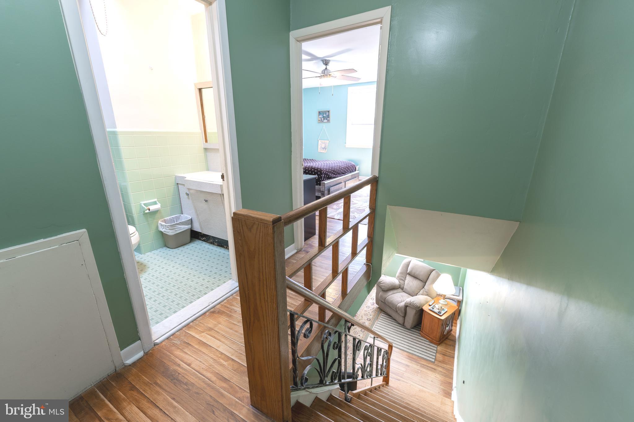 2323 Ripley Street Philadelphia, PA 19152 - Photo 12 of 40 Gallery Image 12
