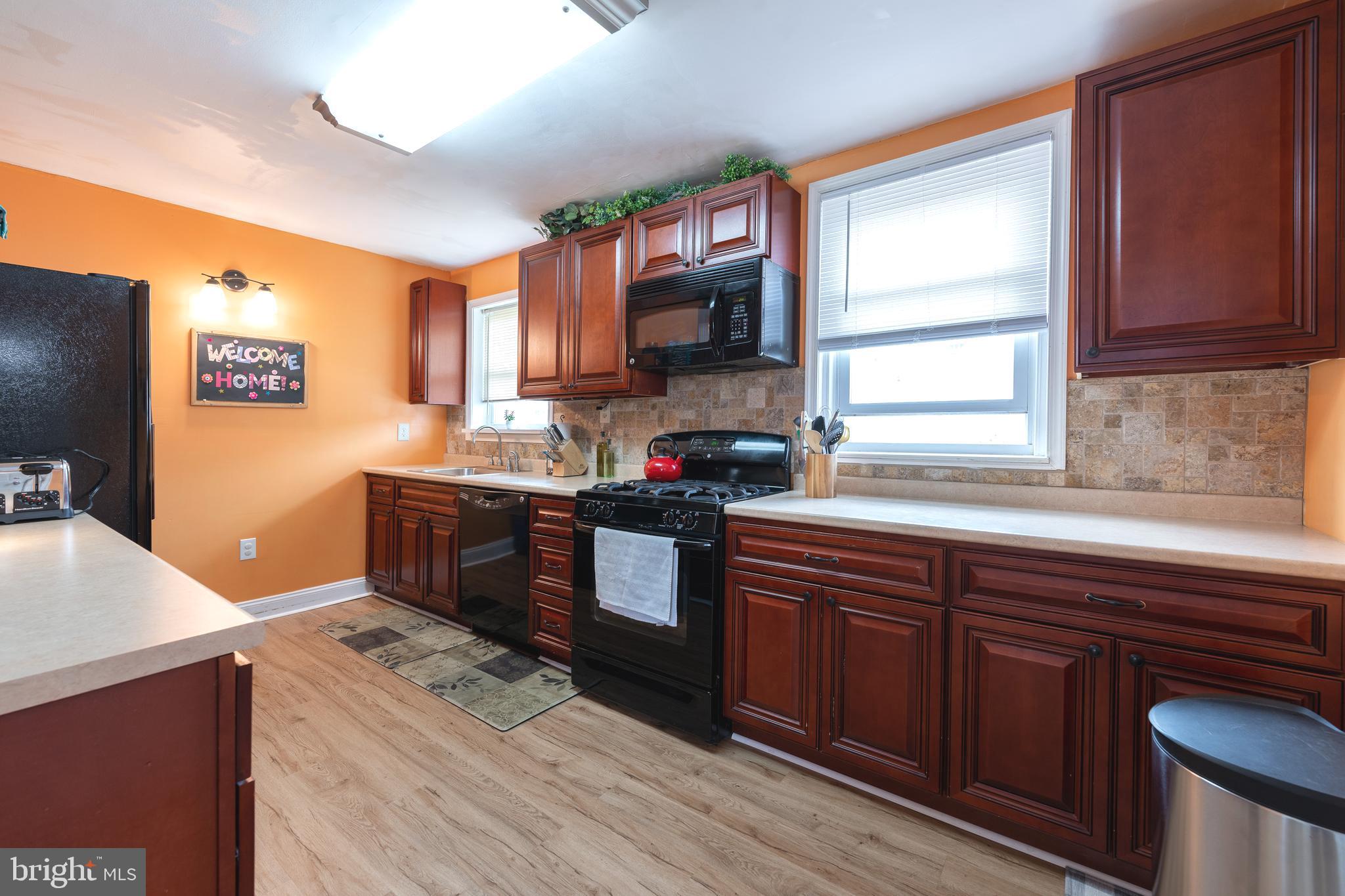 2323 Ripley Street Philadelphia, PA 19152 - Photo 23 of 40 Gallery Image 23