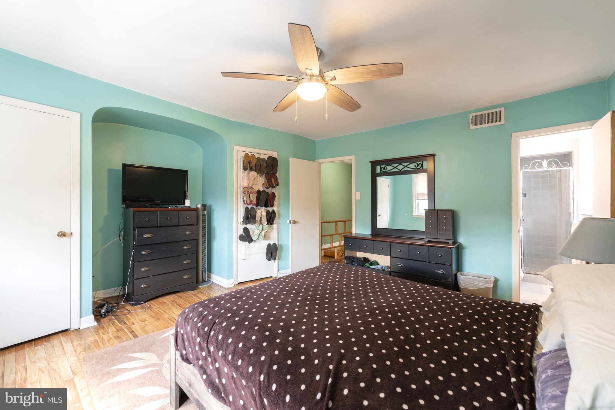 2323 Ripley Street Philadelphia, PA 19152 - Photo 29 of 40 Gallery Image 29
