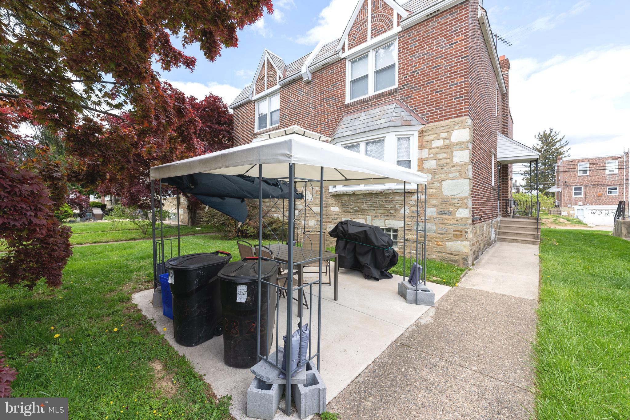 2323 Ripley Street Philadelphia, PA 19152 - Photo 3 of 40 Gallery Image 3