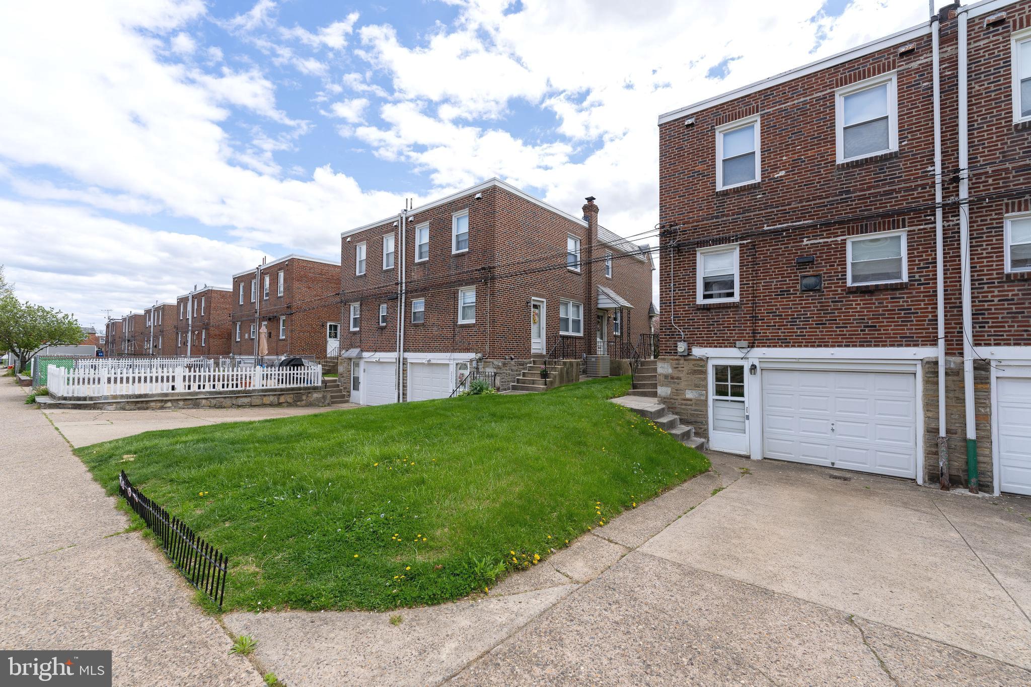 2323 Ripley Street Philadelphia, PA 19152 - Photo 39 of 40 Gallery Image 39