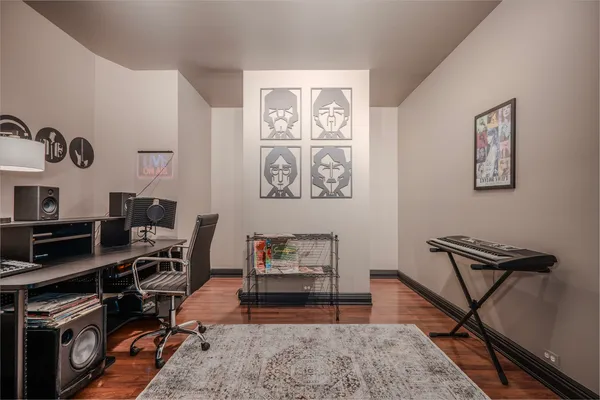 $1,879,000 | 39-w915 Catlin Square, Geneva, IL 60134