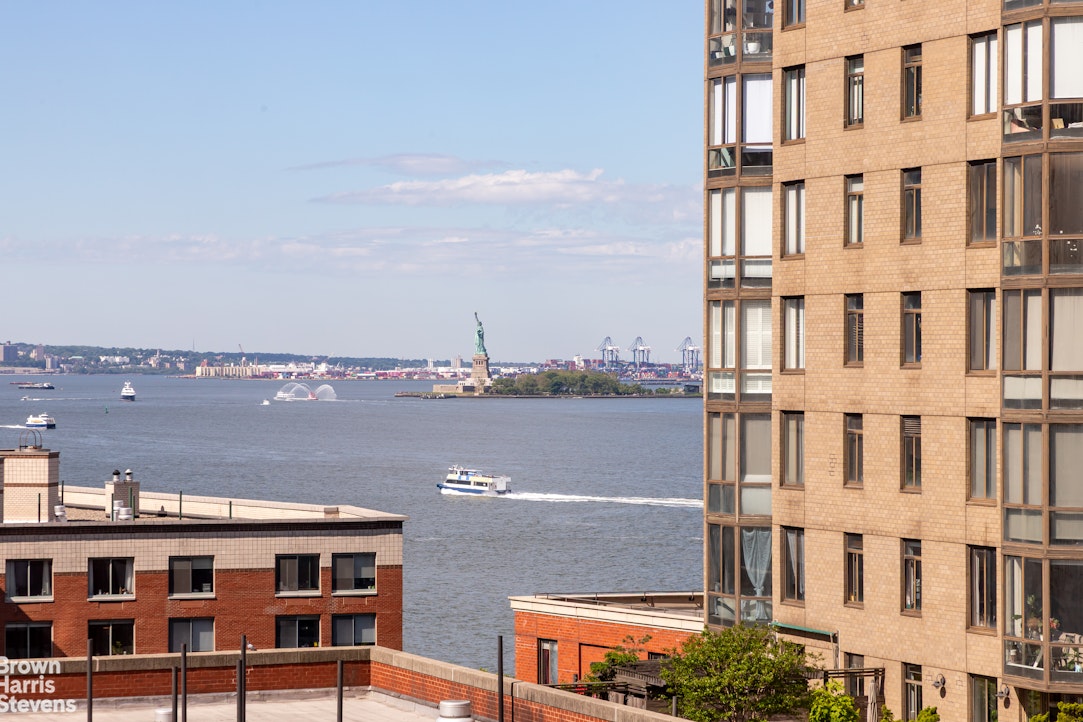 333 Rector Place, Unit 1405 Manhattan, NY 10280 - Photo 18 of 29
