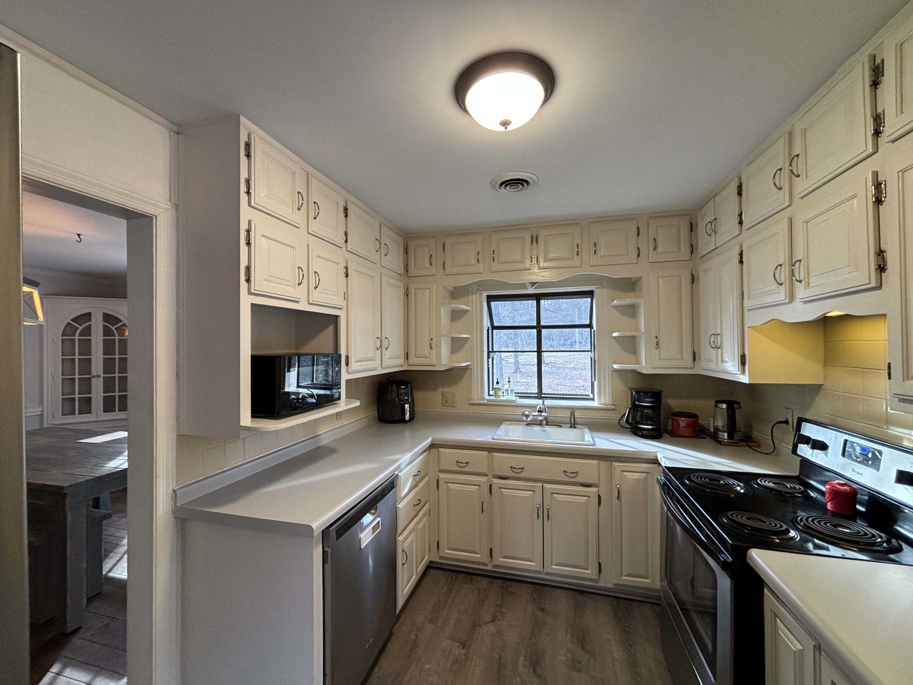 913 Spring Street Washington, GA 30673 - Photo 14 of 40 IMG_7301