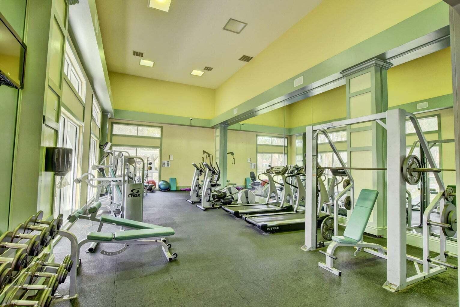 1020 Crystal Way, Unit M Delray Beach, FL 33444 - Photo 18 of 22 20250117010650484833000000-o (1)