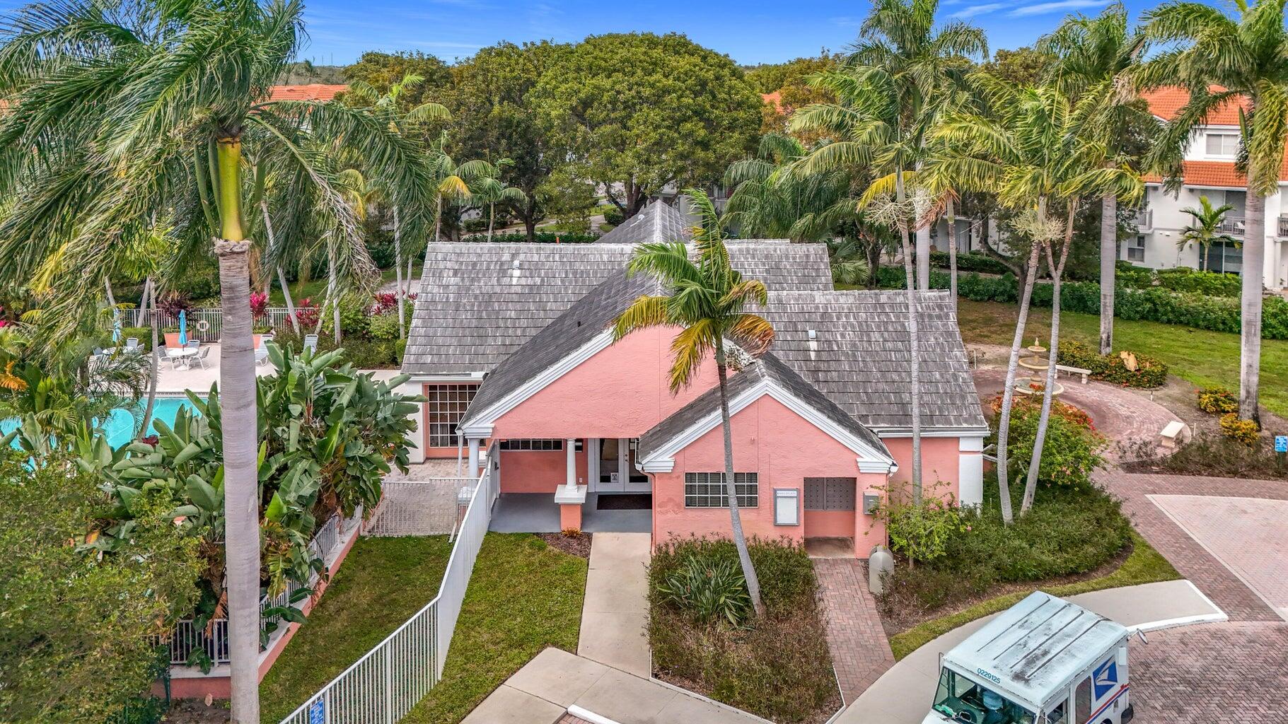 1020 Crystal Way, Unit M Delray Beach, FL 33444 - Photo 19 of 22 20250117010602284049000000-o (1)