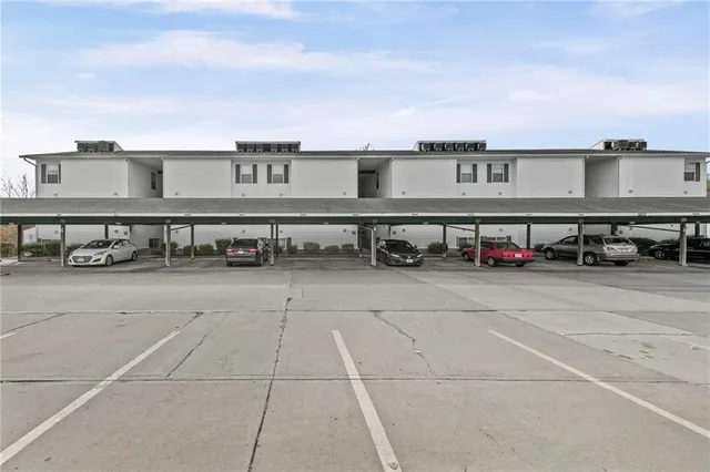 $165,000 | 6826 North Olive Street, Gladstone, MO 64118