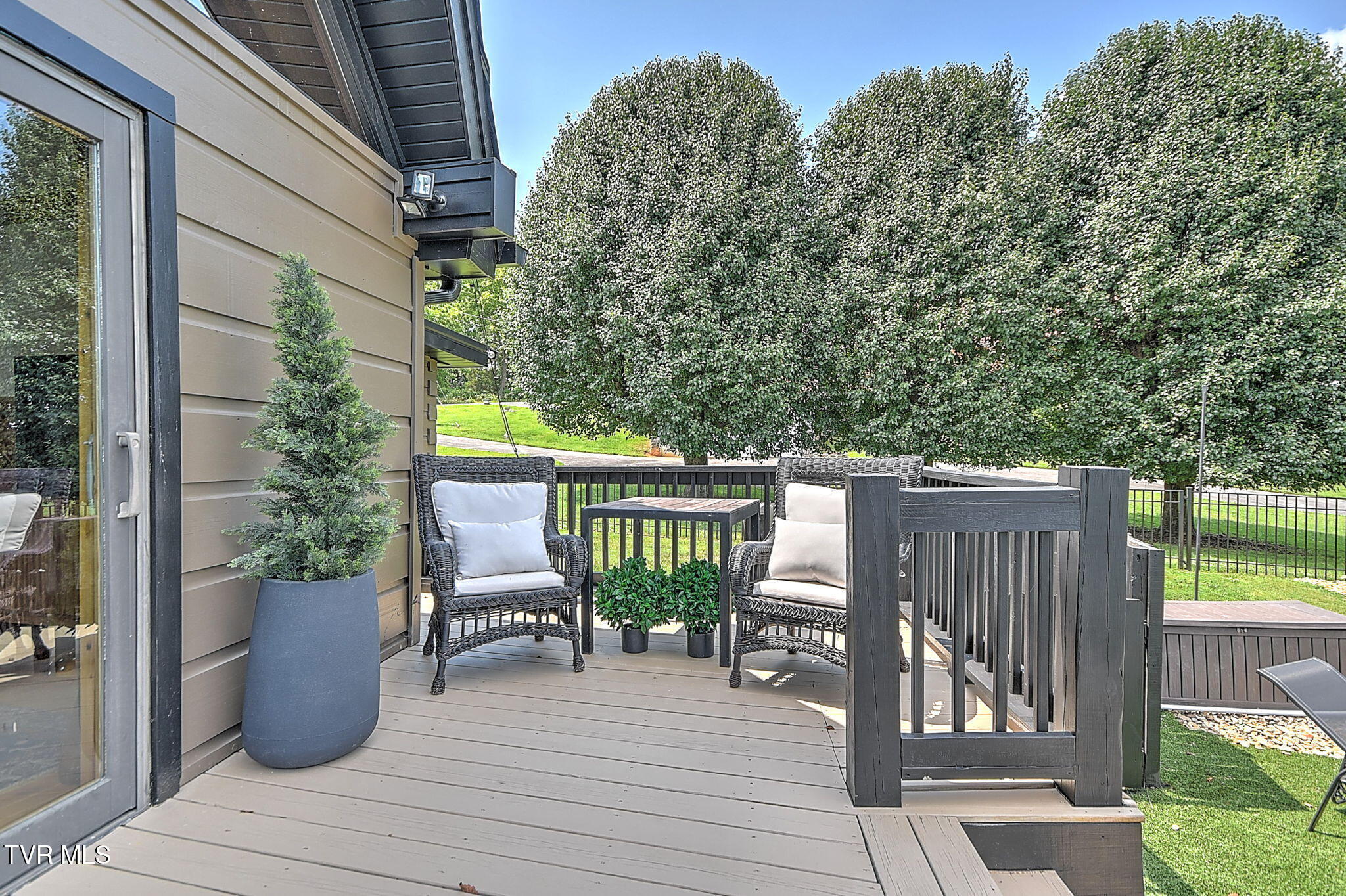 814 Summer Sound Road Piney Flats, TN 37686 - Photo 47 of 104 48-web-or-mls-814 Summer Sound BS-44