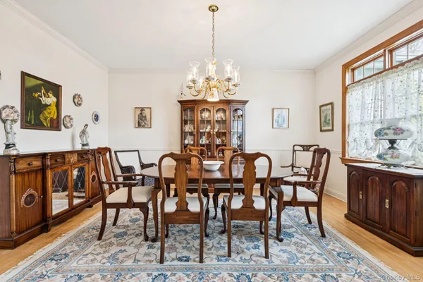 $1,349,999 | 1115 White Eagle Drive, Laurel, NY 11948