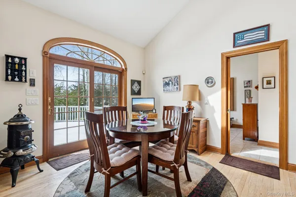 $1,349,999 | 1115 White Eagle Drive, Laurel, NY 11948