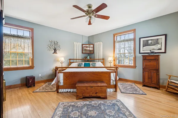 $1,349,999 | 1115 White Eagle Drive, Laurel, NY 11948