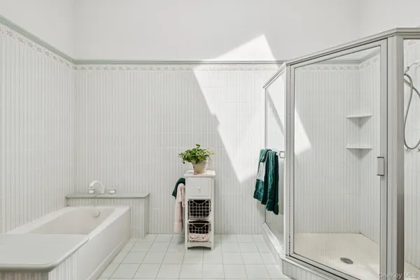 $1,349,999 | 1115 White Eagle Drive, Laurel, NY 11948