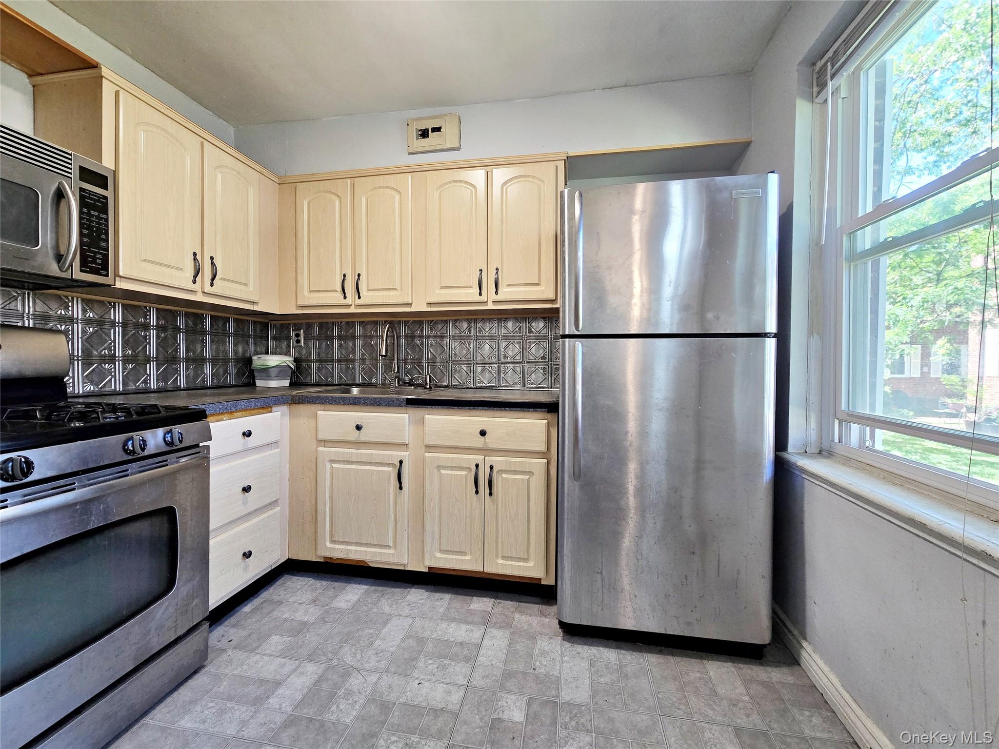 147-46 Village Road, Unit 86B Queens, NY 11435 - Photo 11 of 27