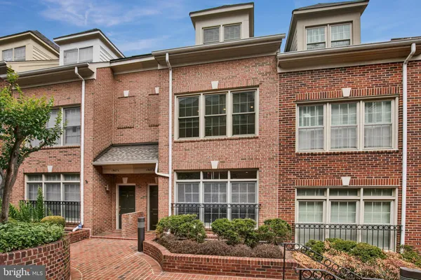 $6,250 | 1507 North Colonial Terrace, Arlington, VA 22209