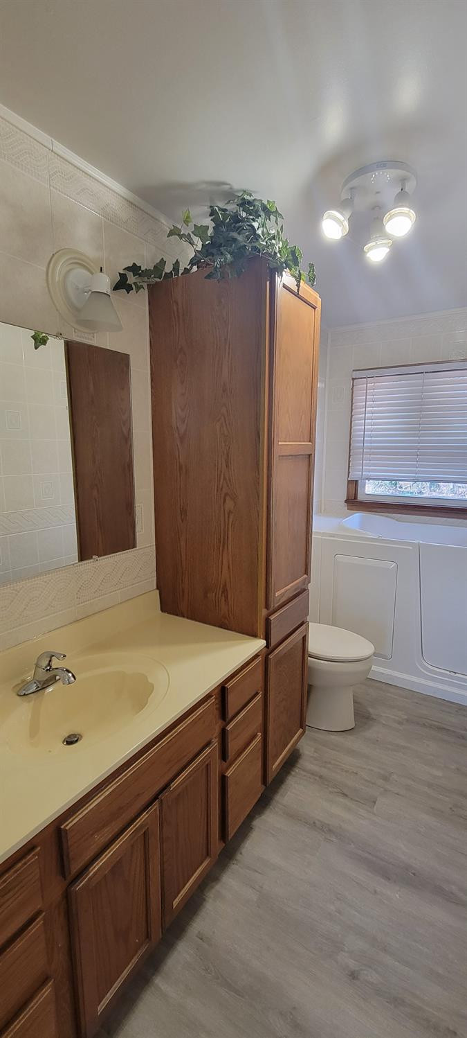 1607 Roosevelt Road Valparaiso, IN 46383 - Photo 16 of 32 675x1498