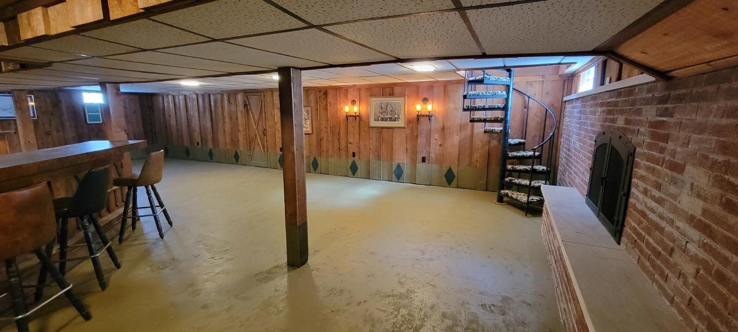 1607 Roosevelt Road Valparaiso, IN 46383 - Photo 21 of 32 1500x675