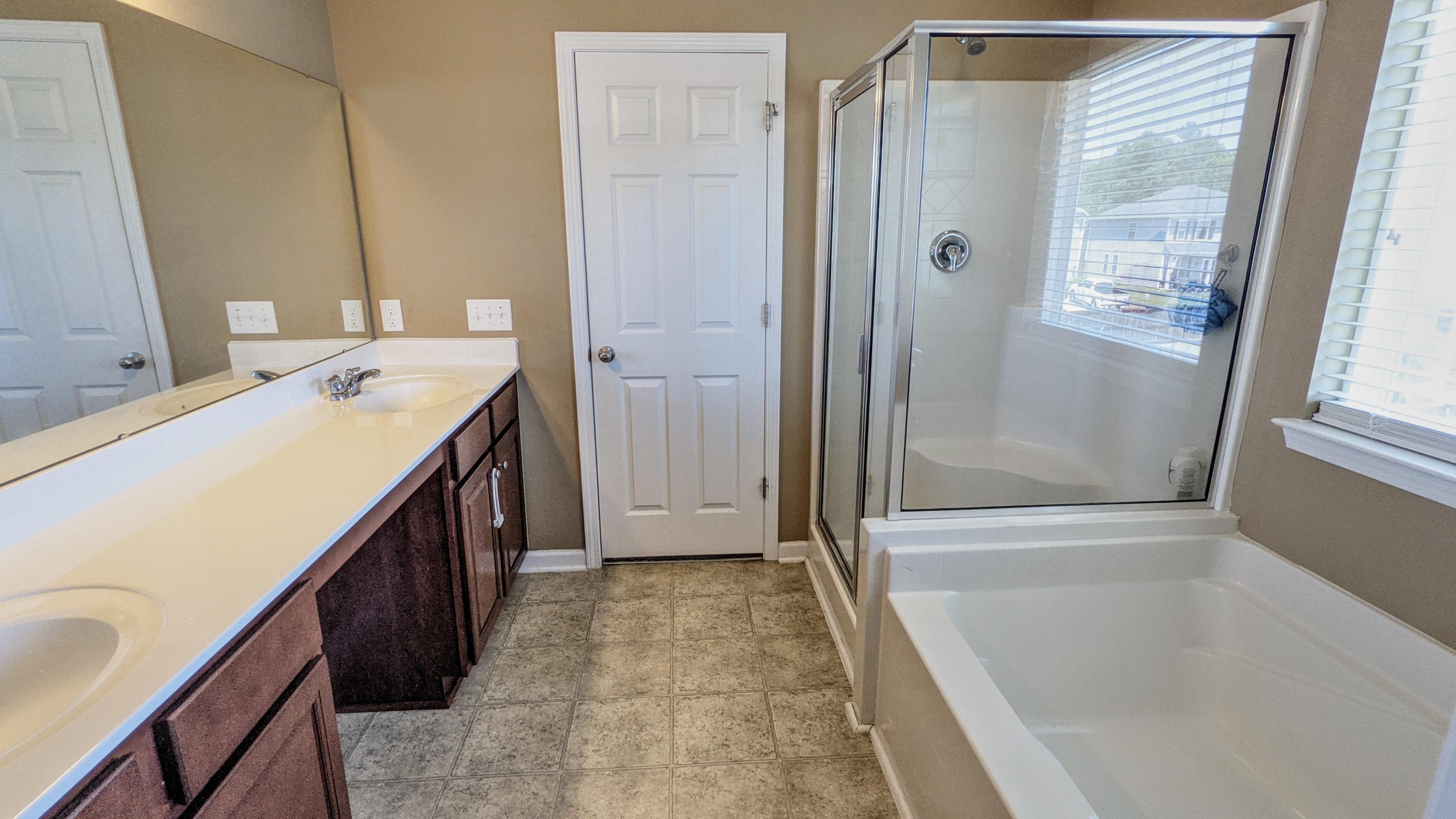 403 Forest Hills Road Summerville, SC 29486 - Photo 21 of 29 Master Bath