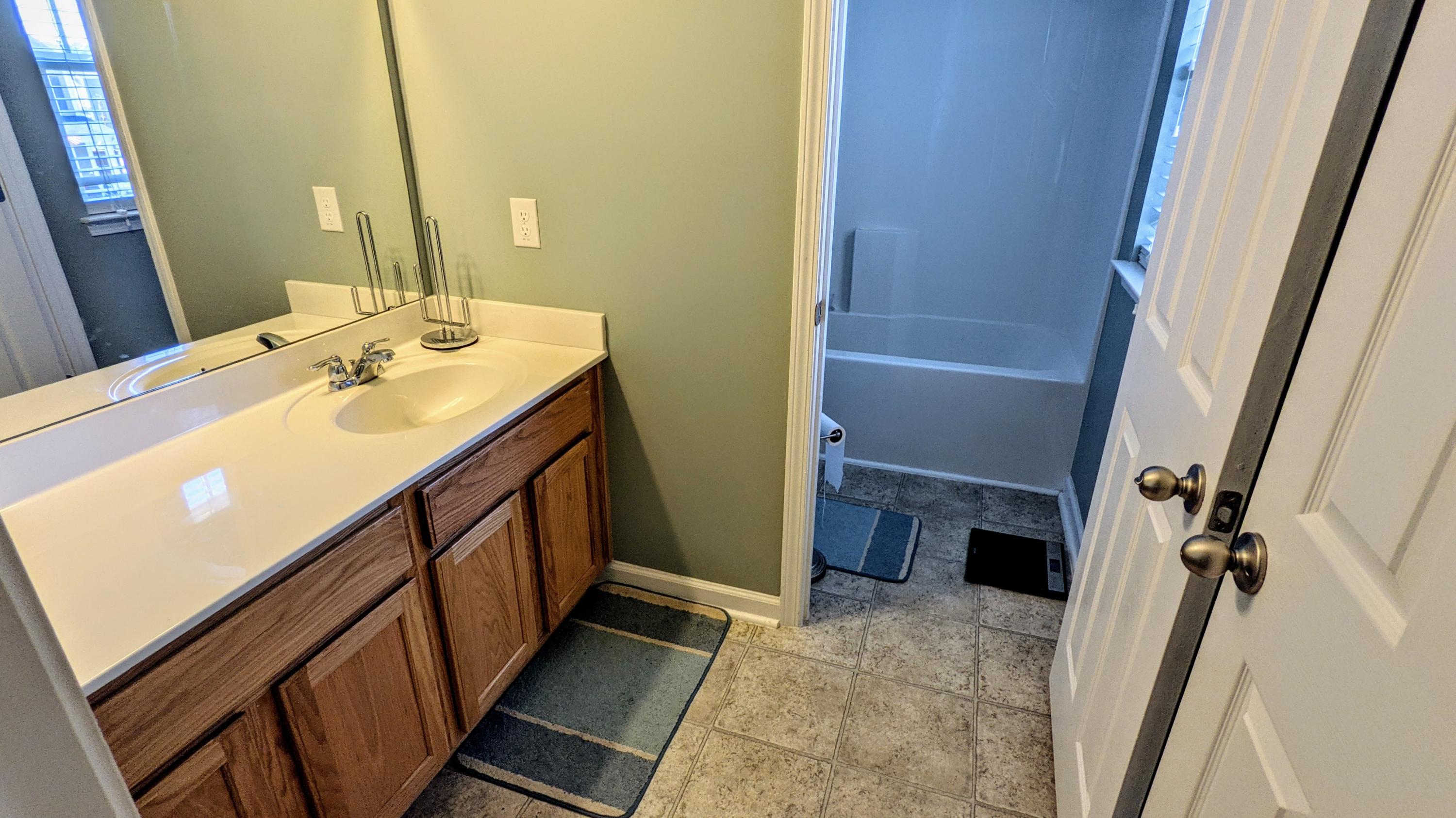 403 Forest Hills Road Summerville, SC 29486 - Photo 25 of 29 Second Bath