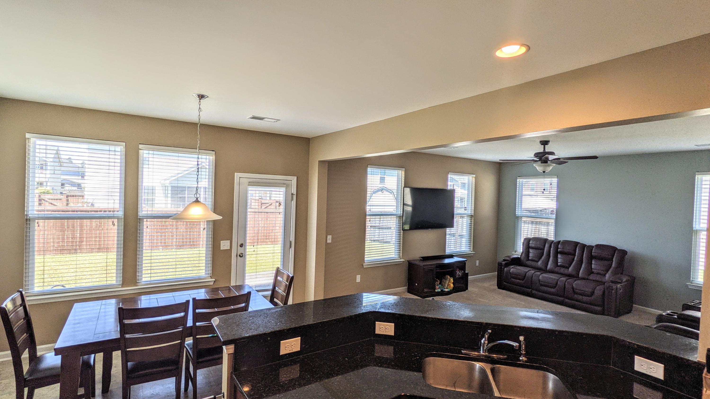 403 Forest Hills Road Summerville, SC 29486 - Photo 6 of 29 Breakfast Bar