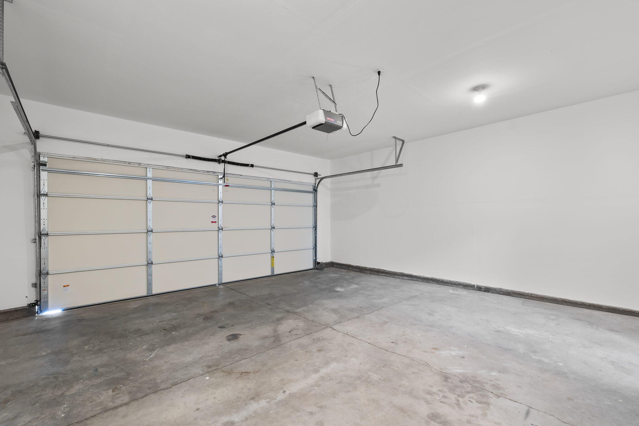 3108 Yellow Ribbon Drive Bend, OR 97701 - Photo 20 of 36 a view of a garage