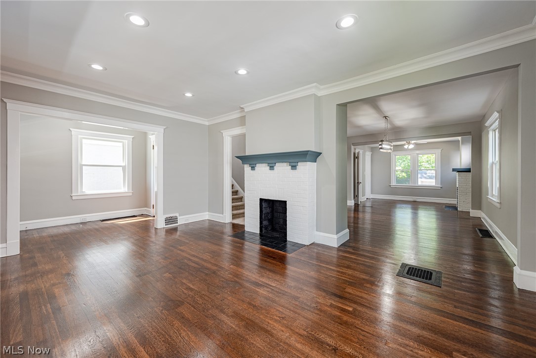 3019 Edgehill Road Cleveland, OH 44118 - Photo 6 of 29 Gallery Image 6
