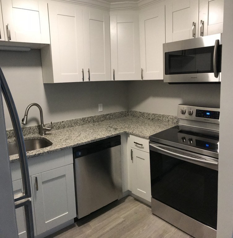 1186 Worcester Road, Unit 620 Framingham, MA 01702 - Photo 4 of 22