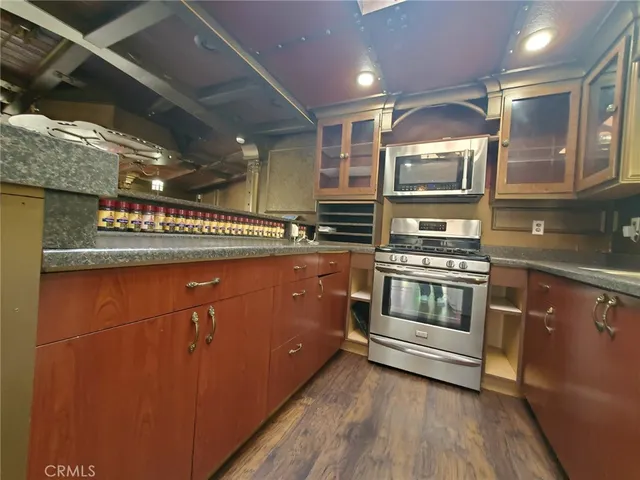 $225,000 | 29021 Bouquet Canyon Road, Unit 382, Saugus, CA 91350