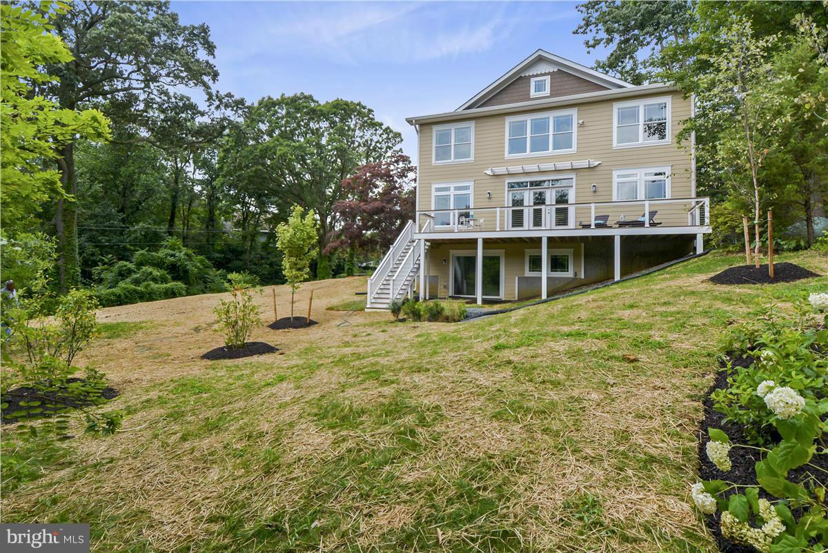 160 Acton Road Annapolis, MD 21403 - Photo 3 of 22 View Rear waterfront